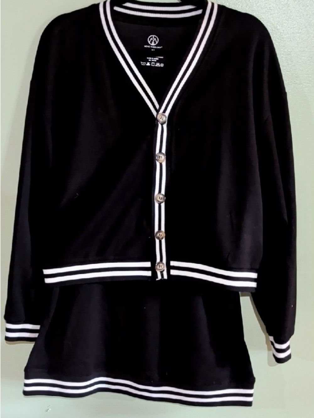 Move Theology NWT Two Piece Set cardigan and skort Size Medium